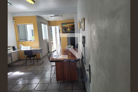 Casa à venda com 3 quartos, 650m² em Pompeia, São Paulo