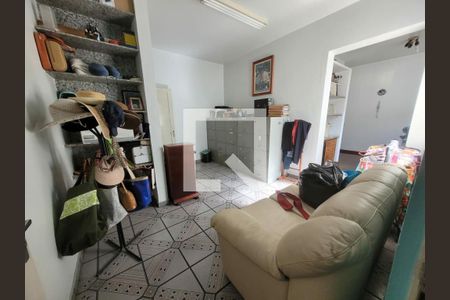 Casa à venda com 3 quartos, 650m² em Pompeia, São Paulo