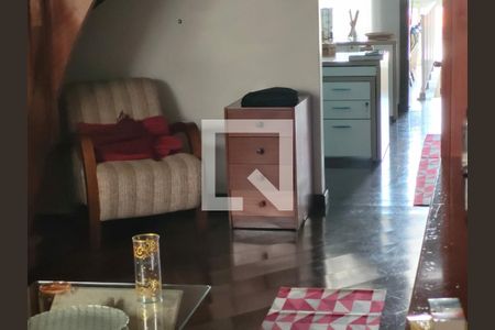 Casa à venda com 650m², 3 quartos e 4 vagas