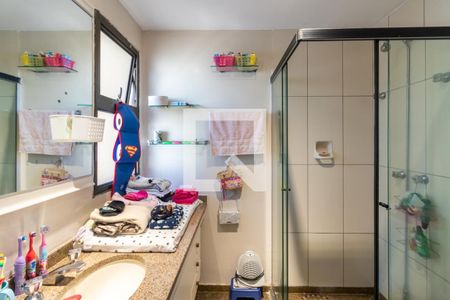 Apartamento à venda com 4 quartos, 270m² em Santa Cecilia, São Paulo