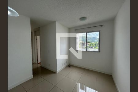 Sala de apartamento para alugar com 2 quartos, 46m² em Piedade, Rio de Janeiro