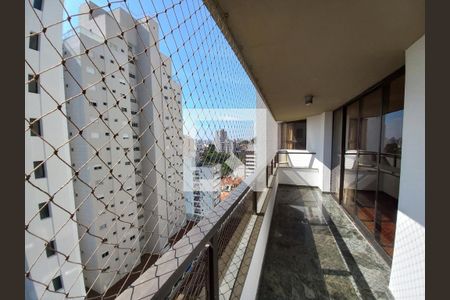 Apartamento à venda com 208m², 4 quartos e 3 vagas