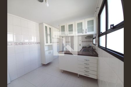 Apartamento à venda com 208m², 4 quartos e 3 vagas