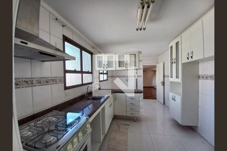 Apartamento à venda com 208m², 4 quartos e 3 vagas