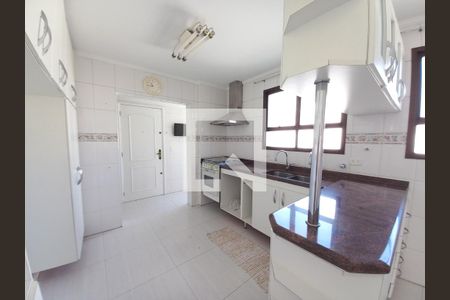 Apartamento à venda com 208m², 4 quartos e 3 vagas