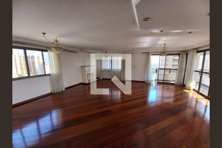Apartamento à venda com 208m², 4 quartos e 3 vagas