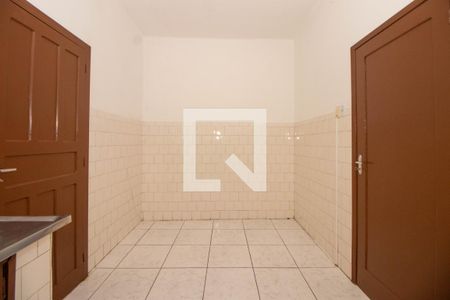 Cozinha de apartamento para alugar com 3 quartos, 92m² em Floresta, Porto Alegre