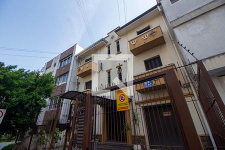 Apartamento para alugar com 92m², 3 quartos e sem vaga Apartamento para alugar com 92m², 3 quartos e sem vagaFachada