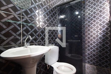 Banheiro da Suíte de casa à venda com 2 quartos, 120m² em Bandeiras, Osasco