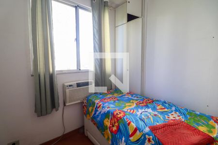 Quarto 1 de apartamento para alugar com 2 quartos, 48m² em Jacarepaguá, Rio de Janeiro