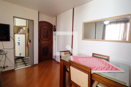 Sala de apartamento para alugar com 2 quartos, 48m² em Jacarepaguá, Rio de Janeiro