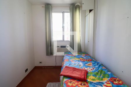 Quarto 1 de apartamento para alugar com 2 quartos, 48m² em Jacarepaguá, Rio de Janeiro