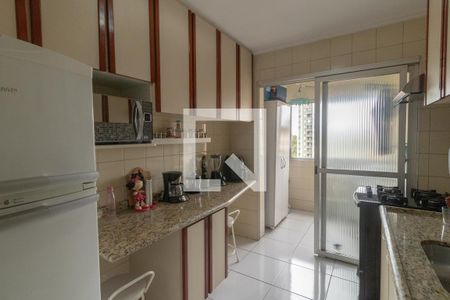 Apartamento à venda com 68m², 2 quartos e 1 vaga Apartamento à venda com 68m², 2 quartos e 1 vagaCozinha