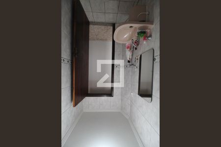 Casa à venda com 163m², 3 quartos e 4 vagasBanheiro 2