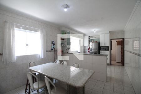 Casa à venda com 163m², 3 quartos e 4 vagasCozinha