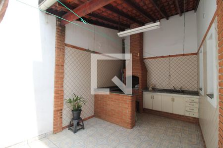 Casa à venda com 163m², 3 quartos e 4 vagasChurrasqueira