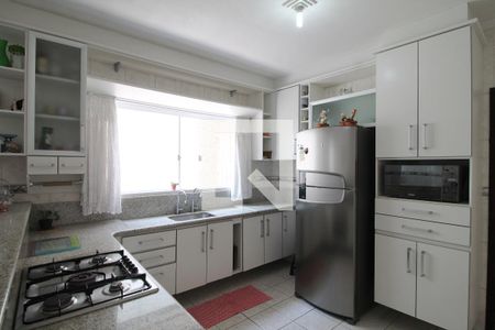 Casa à venda com 163m², 3 quartos e 4 vagasCozinha