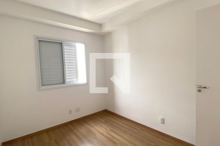 Quarto 1 de apartamento para alugar com 2 quartos, 57m² em Jardim Iracema, Barueri