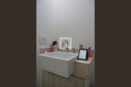 Apartamento para alugar com 64m², 2 quartos e 1 vagaBanheiro da suíte