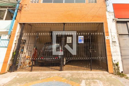 Casa para alugar com 100m², 2 quartos e 1 vaga Casa para alugar com 100m², 2 quartos e 1 vagaFachada