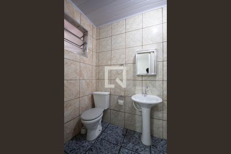 Banheiro da Suíte de casa para alugar com 2 quartos, 100m² em Umuarama, Osasco