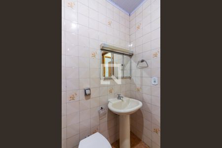 Casa para alugar com 100m², 2 quartos e 1 vaga Casa para alugar com 100m², 2 quartos e 1 vagaBanheiro