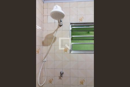 Casa para alugar com 100m², 2 quartos e 1 vaga Casa para alugar com 100m², 2 quartos e 1 vagaBanheiro