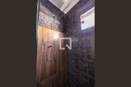 Banheiro Social de casa para alugar com 1 quarto, 45m² em Penha de França, São Paulo