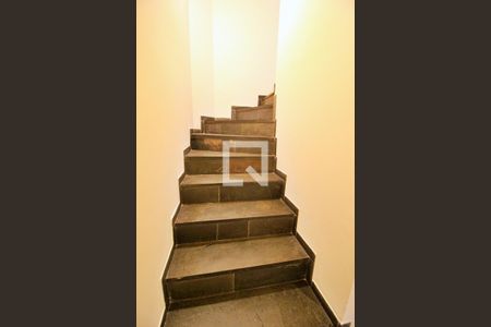 Escada de casa à venda com 3 quartos, 123m² em Campestre, Santo André