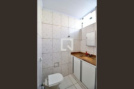 Casa para alugar com 123m², 3 quartos e 2 vagasBanheiro