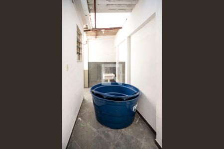 Casa à venda com 60m², 2 quartos e 1 vagaÁrea de Serviço