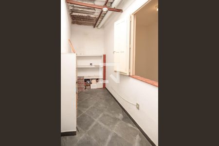 Casa à venda com 60m², 2 quartos e 1 vagaÁrea de Serviço