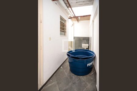 Casa à venda com 60m², 2 quartos e 1 vagaÁrea de Serviço