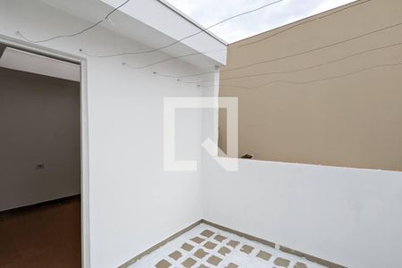 Casa para alugar com 320m², 2 quartos e 4 vagas Casa para alugar com 320m², 2 quartos e 4 vagasVaranda