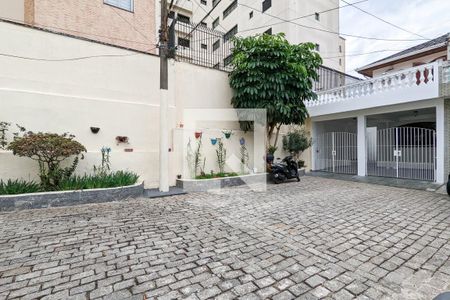 Casa para alugar com 320m², 2 quartos e 4 vagas Casa para alugar com 320m², 2 quartos e 4 vagasÁrea comum