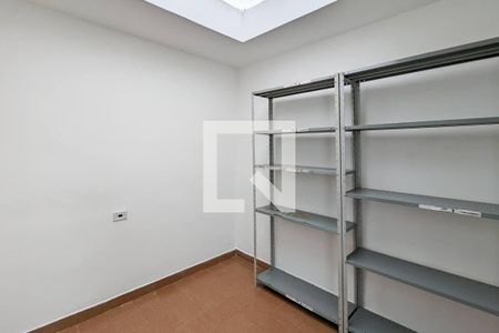Casa para alugar com 320m², 2 quartos e 4 vagas Casa para alugar com 320m², 2 quartos e 4 vagasQuarto de Serviço