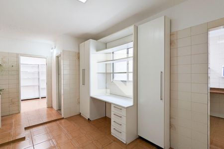 Casa para alugar com 320m², 2 quartos e 4 vagas Casa para alugar com 320m², 2 quartos e 4 vagasÁrea de serviço