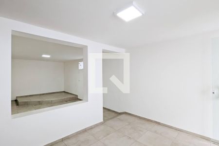 Casa para alugar com 320m², 2 quartos e 4 vagas Casa para alugar com 320m², 2 quartos e 4 vagasSalão