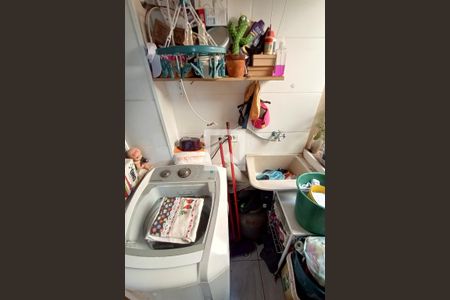 Apartamento à venda com 60m², 2 quartos e 1 vaga Apartamento à venda com 60m², 2 quartos e 1 vagaÁrea de Serviço