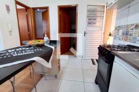 Apartamento à venda com 60m², 2 quartos e 1 vaga Apartamento à venda com 60m², 2 quartos e 1 vagaCozinha