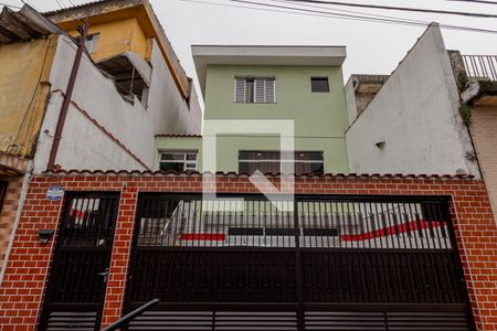 Casa à venda com 240m², 3 quartos e 4 vagasFachada