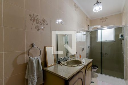 Casa à venda com 240m², 3 quartos e 4 vagasBanheiro