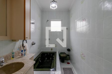 Casa à venda com 240m², 3 quartos e 4 vagasBanheiro da Suíte 3