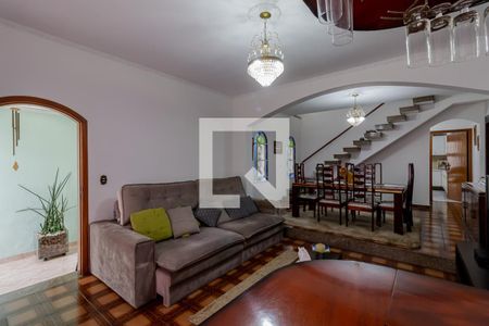 Casa à venda com 240m², 3 quartos e 4 vagasSala de Estar