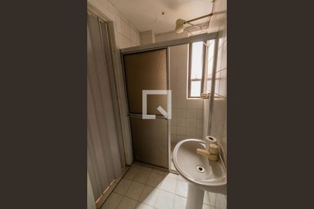Banheiro de apartamento para alugar com 1 quarto, 35m² em Centro, São Leopoldo