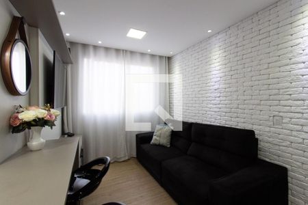 Sala de apartamento para alugar com 2 quartos, 43m² em Itaquera, São Paulo