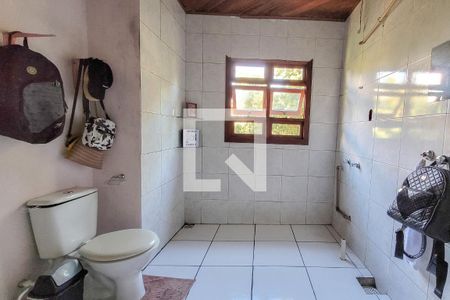 Casa à venda com 200m², 3 quartos e 1 vagaBanheiro da Suíte