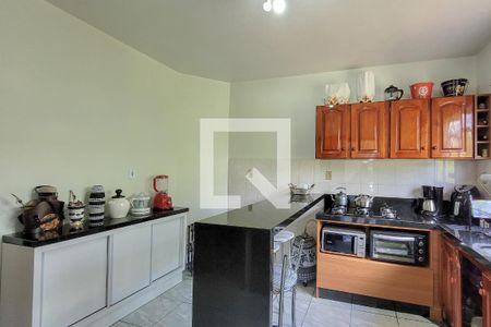 Casa à venda com 200m², 3 quartos e 1 vagaCozinha