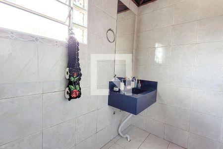 Casa à venda com 200m², 3 quartos e 1 vagaBanheiro 2