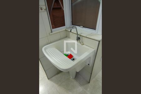 Apartamento à venda com 180m², 3 quartos e 1 vaga Apartamento à venda com 180m², 3 quartos e 1 vagaÁrea de Serviço